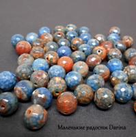Бусина Халцедон микс сине-рыжий граненый шар 10 мм
